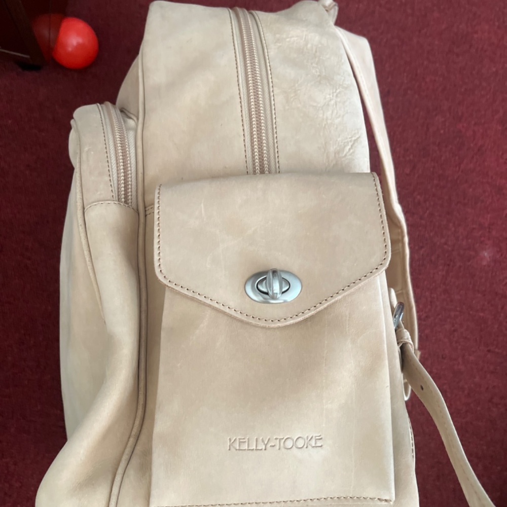 Kelly Tooke Backpack - Picture 4 of 5